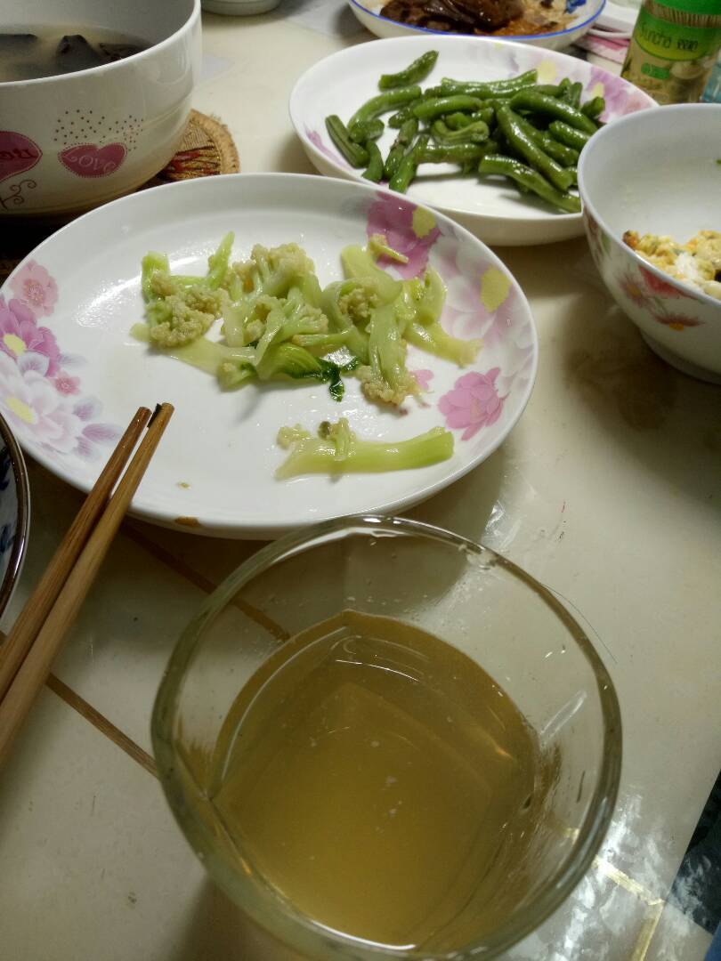 琼浆玉液,残根剩菜[/哈哈]