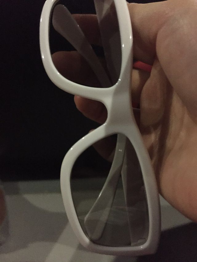 太着急,到底要买多少副这个烂眼镜,我买了多少次了[泪][泪][泪][泪]